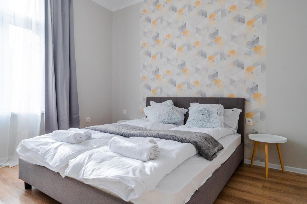 Boutique 2-Bedroom Apartment In Sofia Zewnętrze zdjęcie