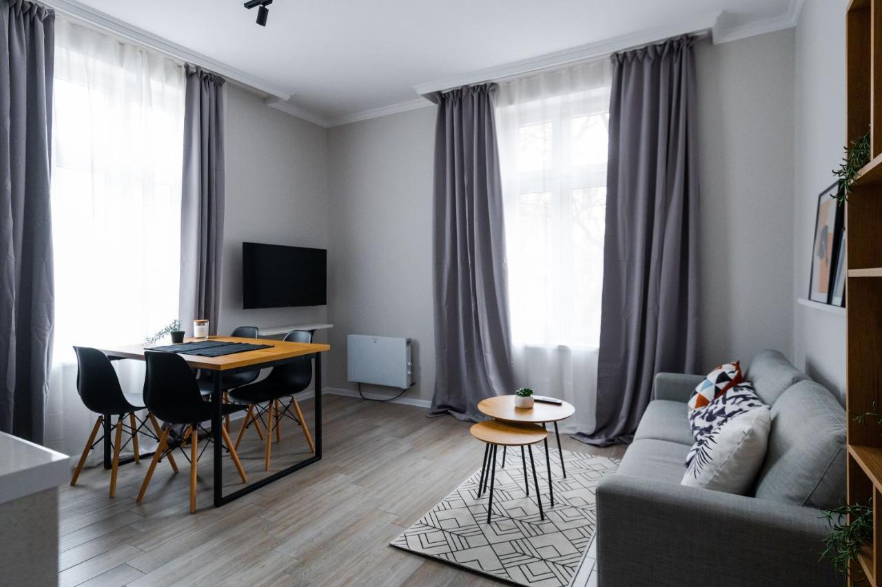 Boutique 2-Bedroom Apartment In Sofia Zewnętrze zdjęcie